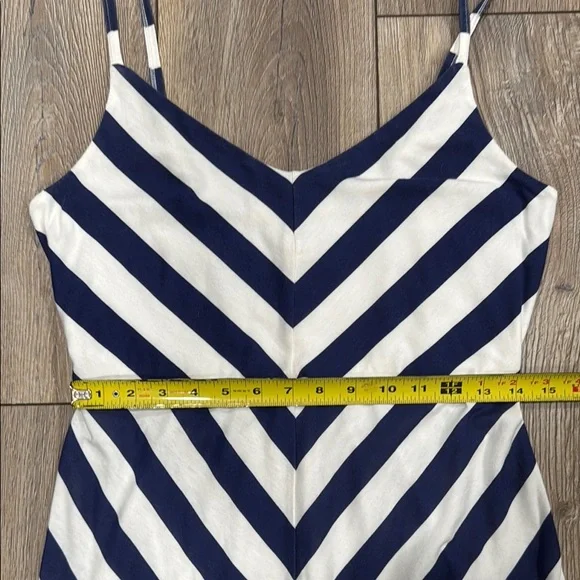 OLD NAVY Dress Fit and Flare Navy and White Chevron Striped MEDIUM - Picture 10 of 15